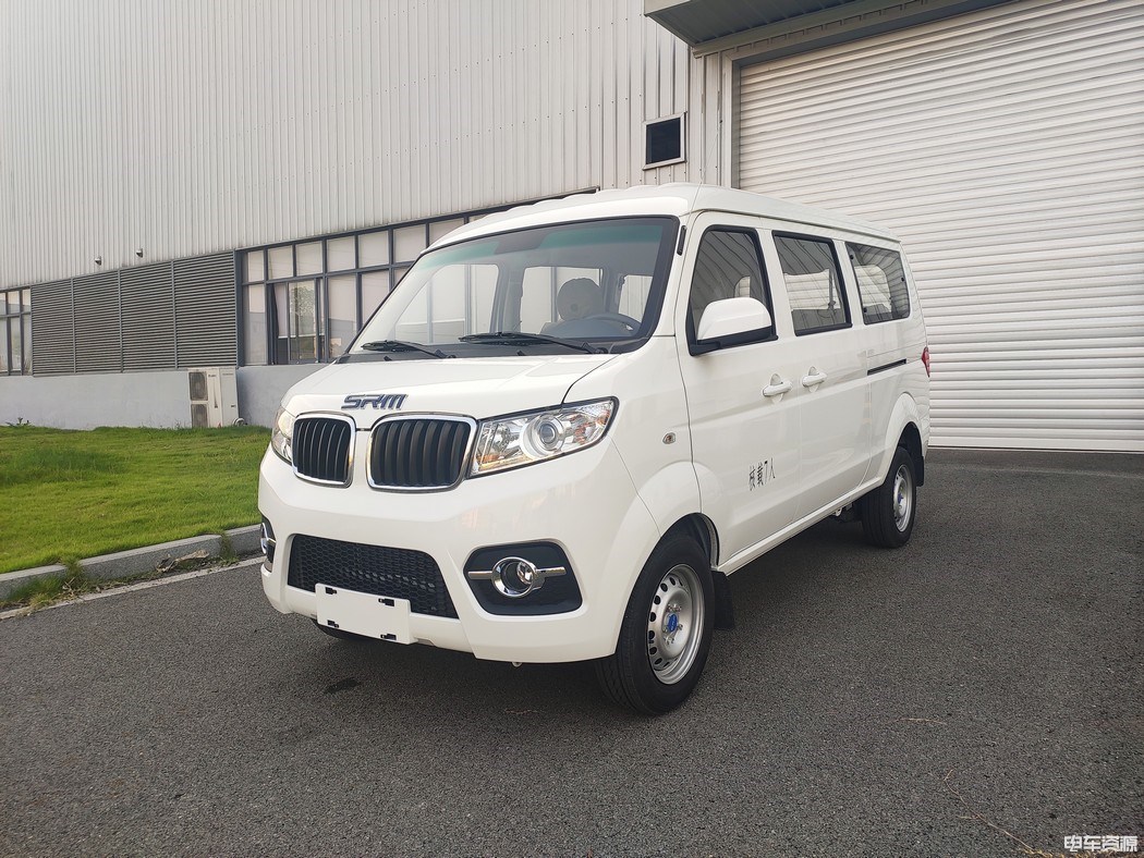 成都车好多新能源货车平台公司，鑫源新能源-好运1号111面包车